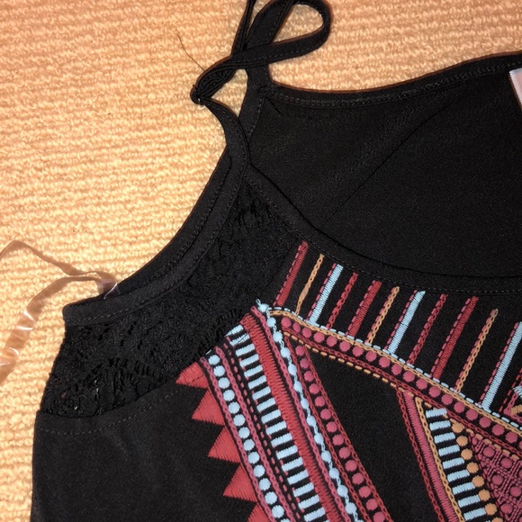 Tank top - Picture 2 of 3